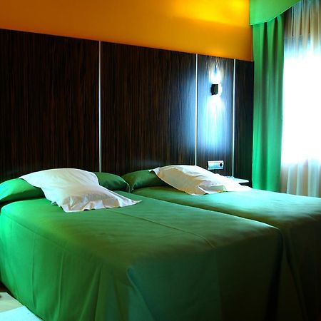 Hotel Gran Via Saragosse Chambre photo